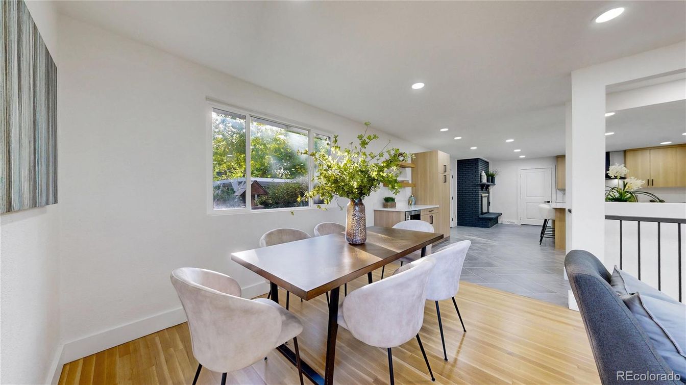 Dining room, Interior, Recessed Lighting, Wood Texture Flooring