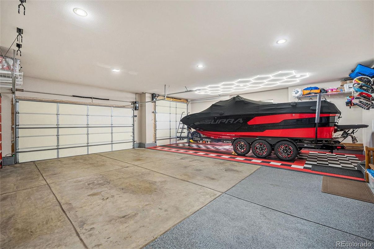 Garage, Interior, Recessed Lighting