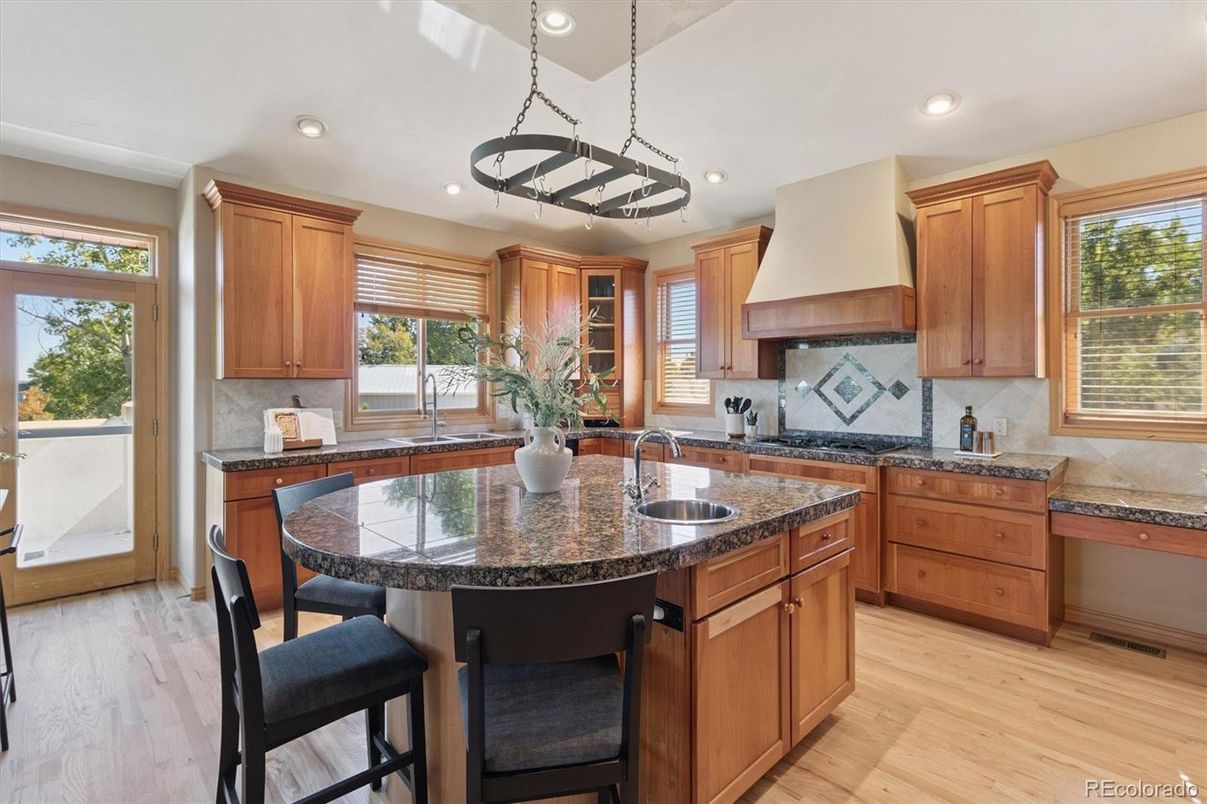 Interior, Kitchen, Pendant Lights, Recessed Lighting, Wood Texture Flooring