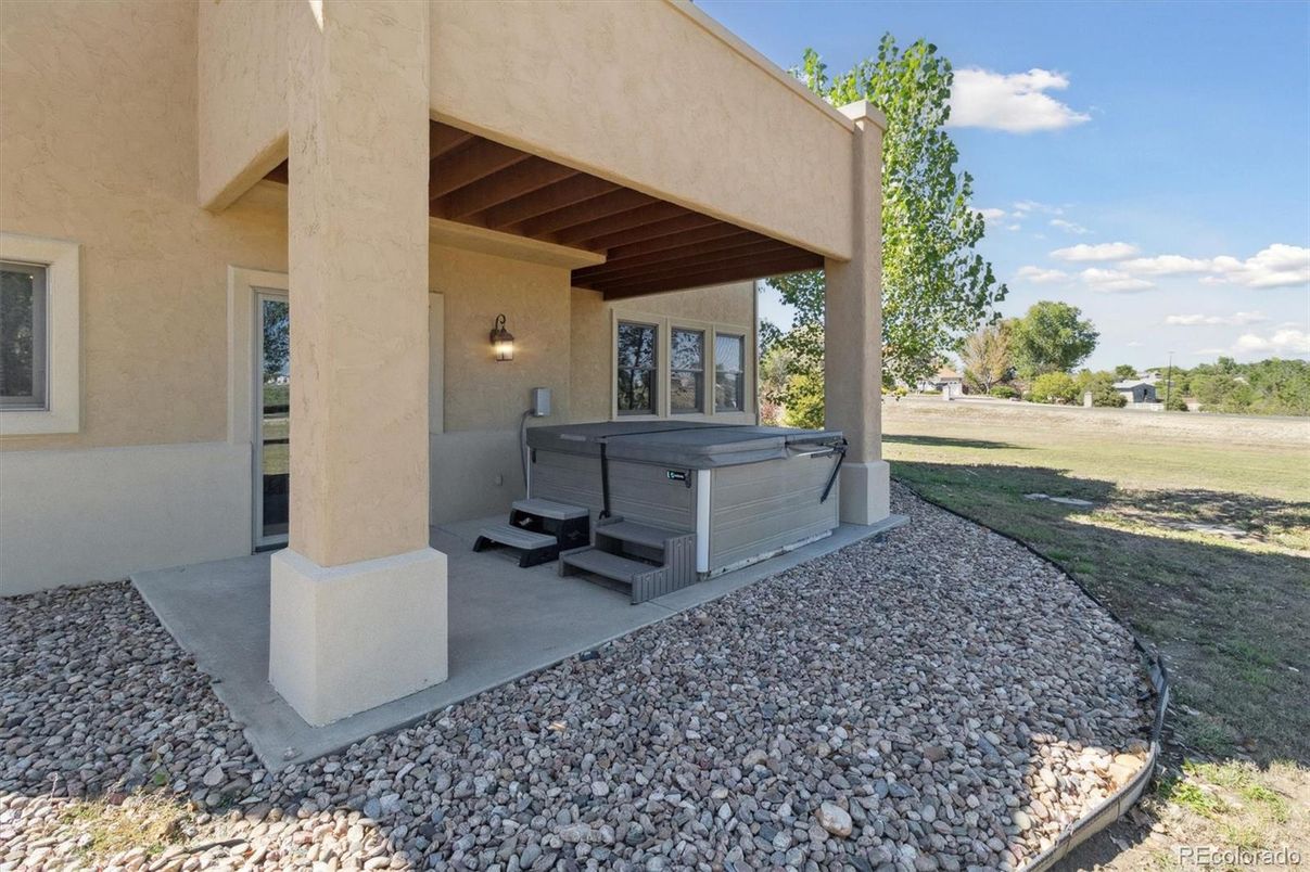 Backyard, Exterior, Hot Tub