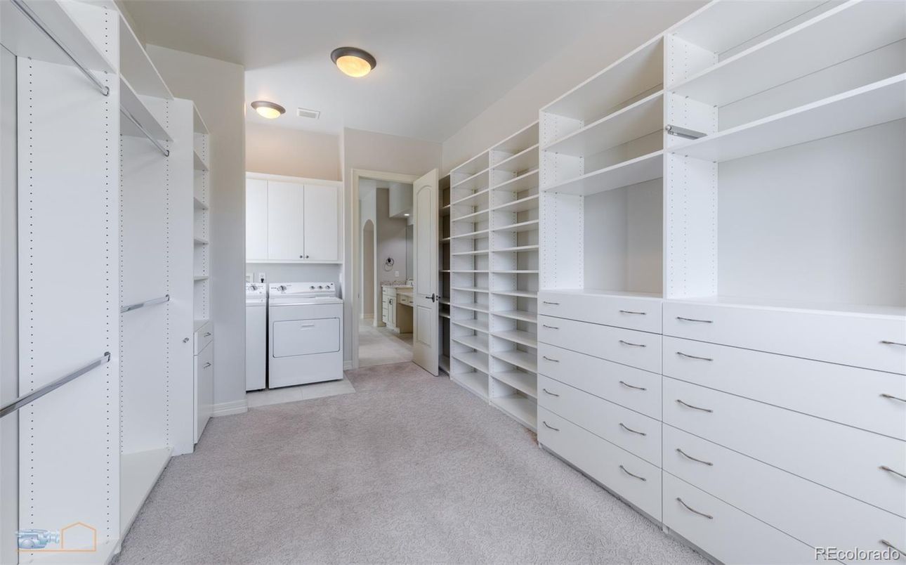Interior, Walk-in Closets, Washer