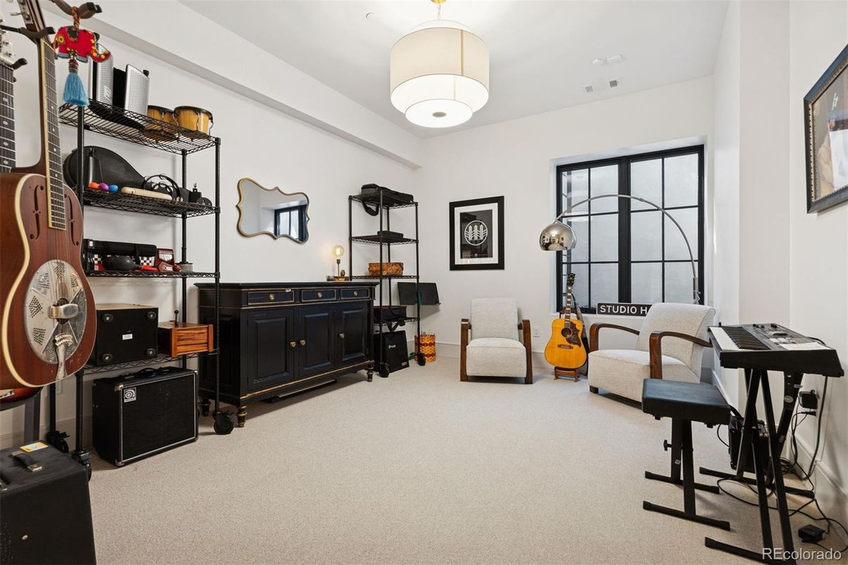 Fitness Equipment, Interior