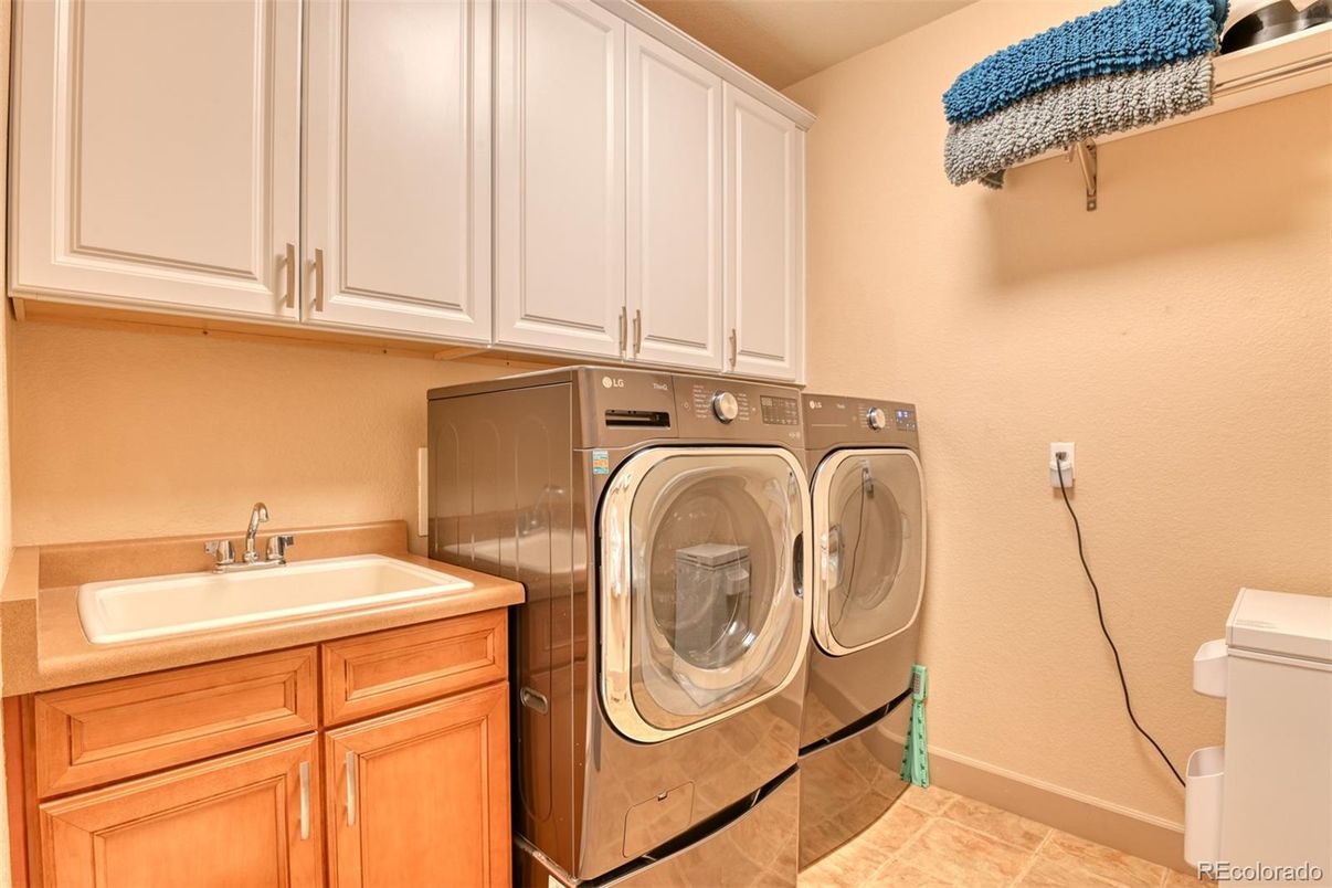 Interior, Washer