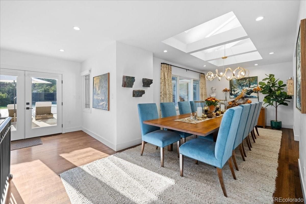 Dining room, Interior, Pendant Lights, Recessed Lighting, Wood Texture Flooring