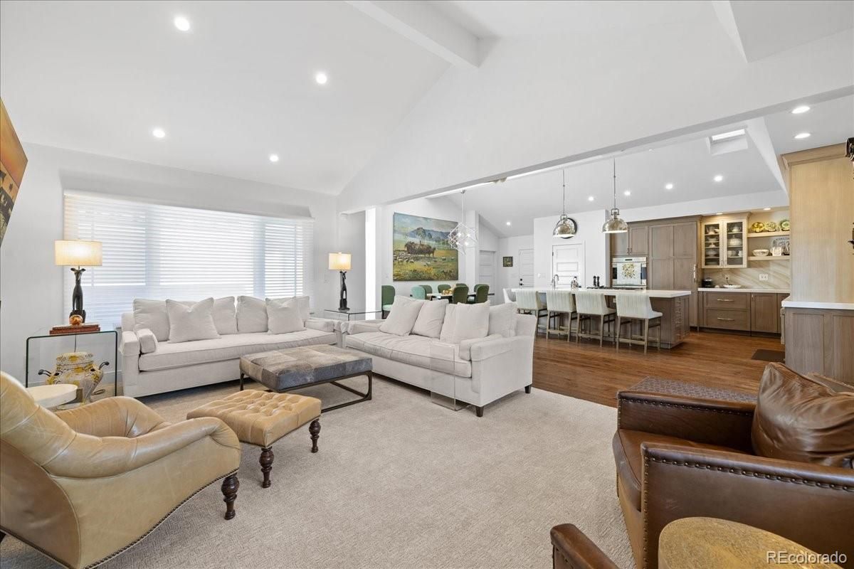 Dining room, Interior, Kitchen, Living room, Pendant Lights, Recessed Lighting, Wood Texture Flooring
