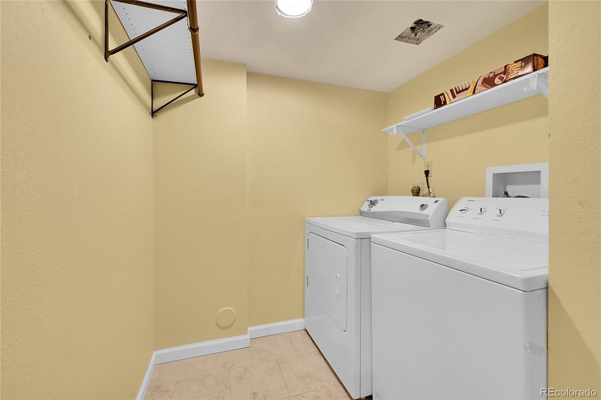 Interior, Recessed Lighting, Washer