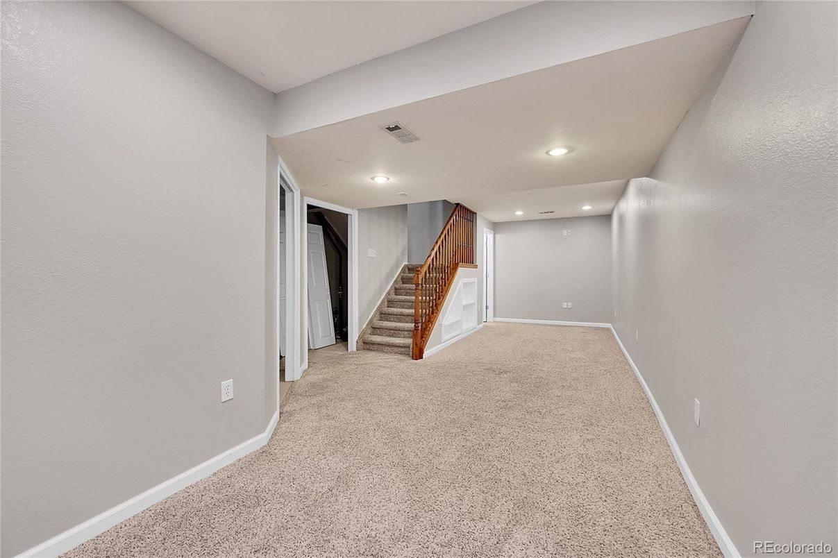 Interior, Recessed Lighting