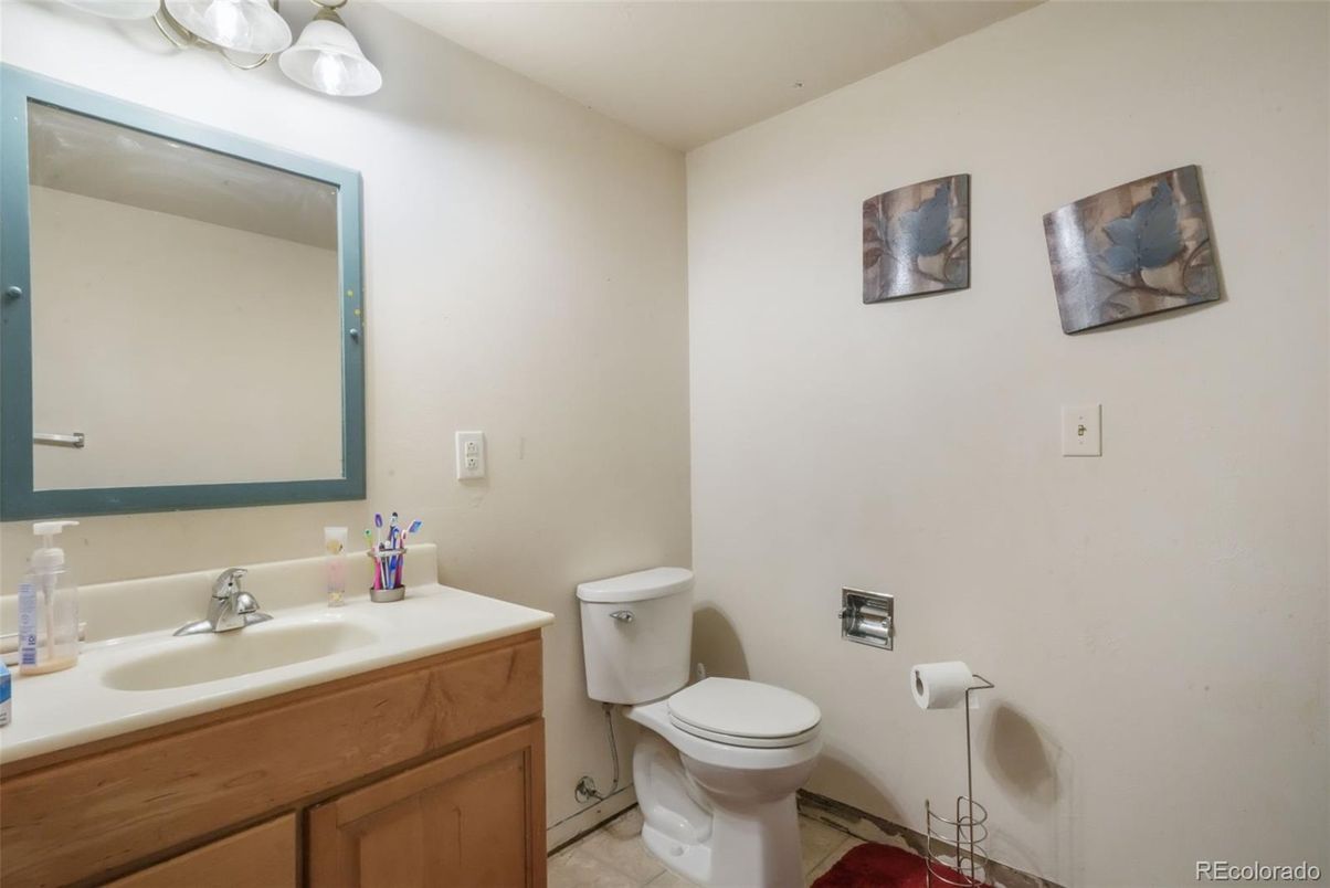 Bathroom, Interior