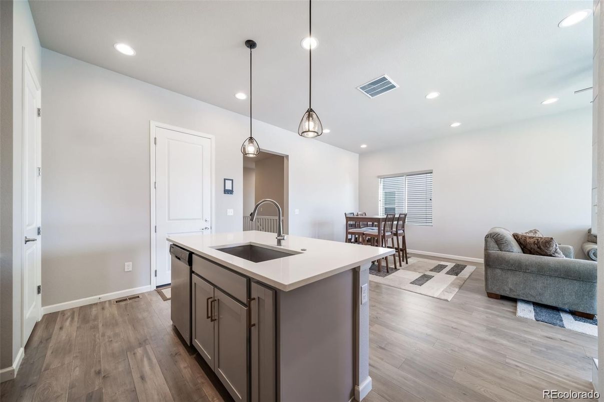 Dining room, Interior, Kitchen, Pendant Lights, Recessed Lighting, Wood Texture Flooring