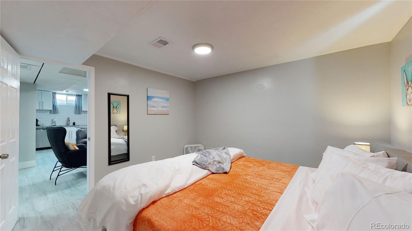 Bedroom, Interior, Recessed Lighting