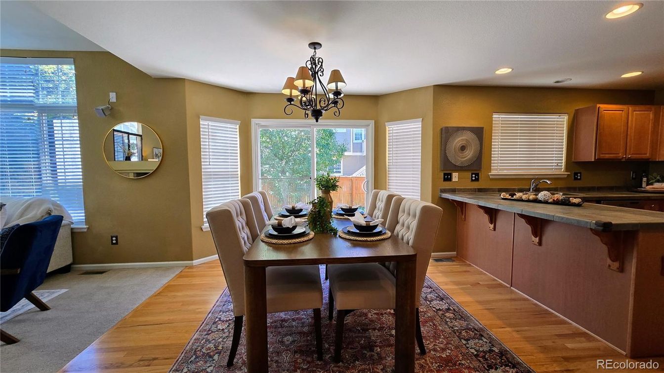 Chandelier, Dining room, Interior, Recessed Lighting, Wood Texture Flooring