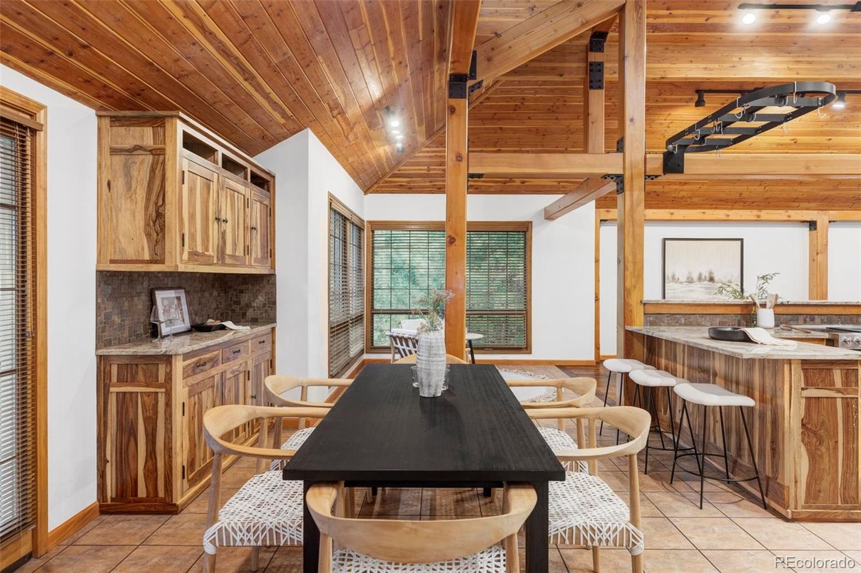 Dining room, Interior, Kitchen, Recessed Lighting, Wooden Beams, Wooden Ceilings