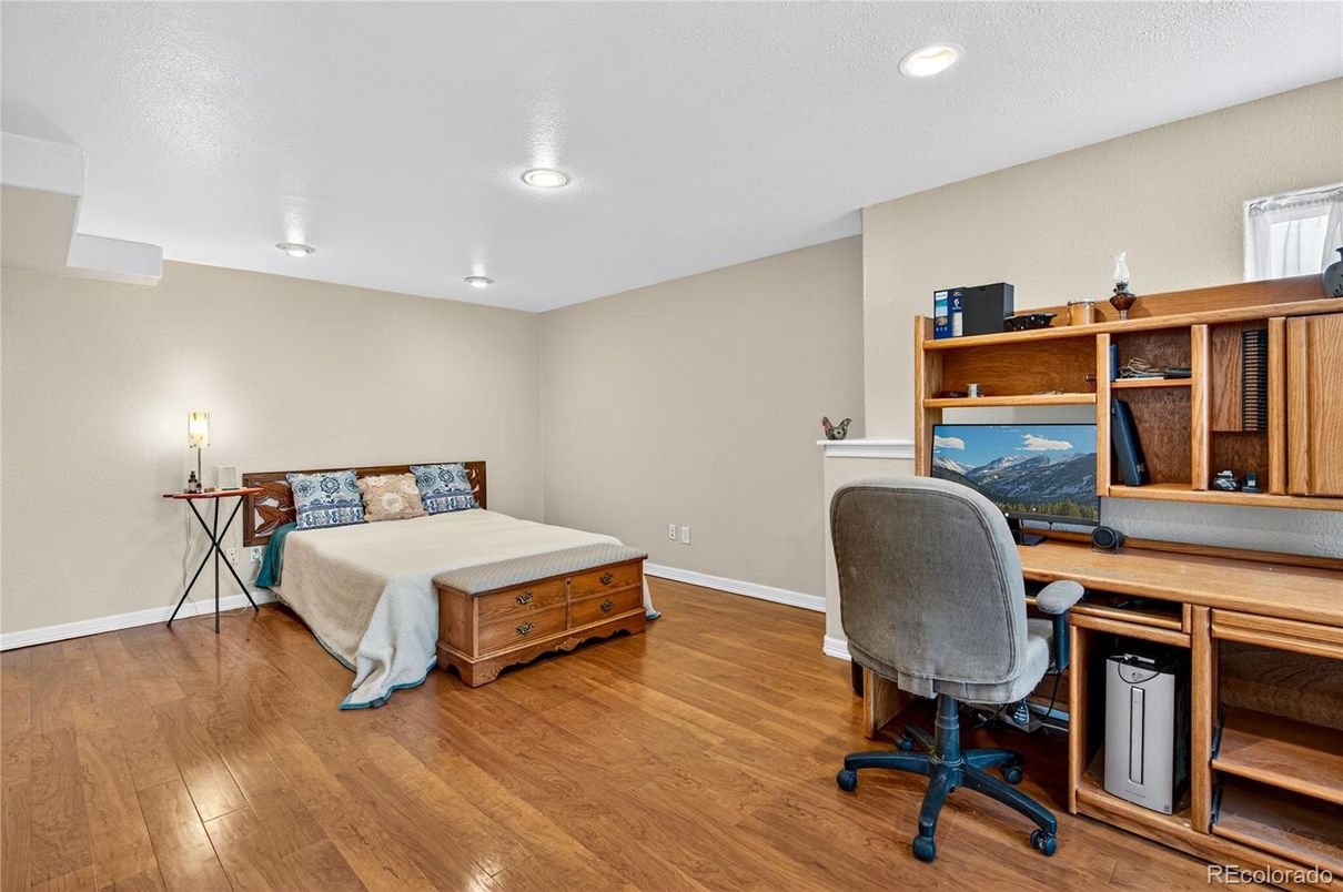 Bedroom, Home Office, Interior, Recessed Lighting, Wood Texture Flooring