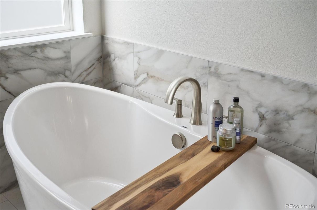Bathroom, Interior, Marble Walls