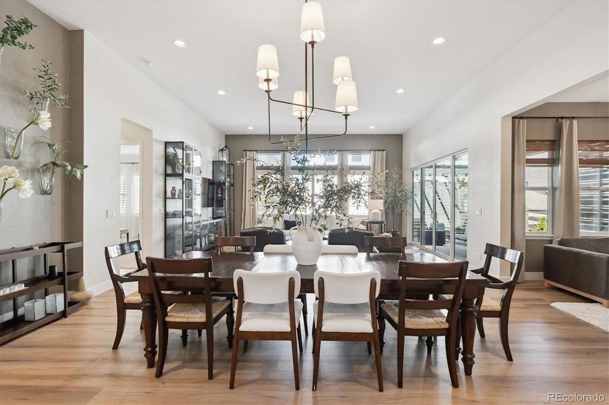 Chandelier, Dining room, Interior, Recessed Lighting, Wood Texture Flooring