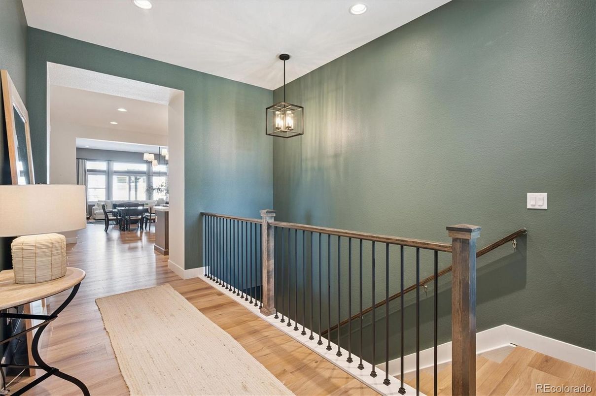 Interior, Pendant Lights, Recessed Lighting, Wood Texture Flooring