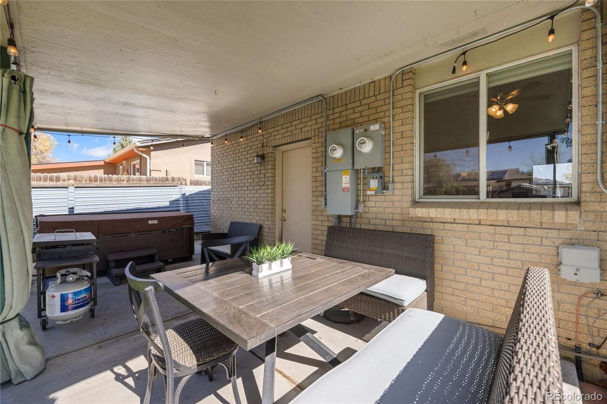 Exterior, Hot Tub