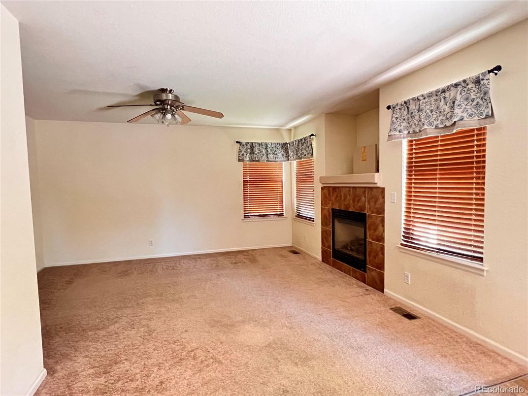 Empty room, Fireplace, Interior