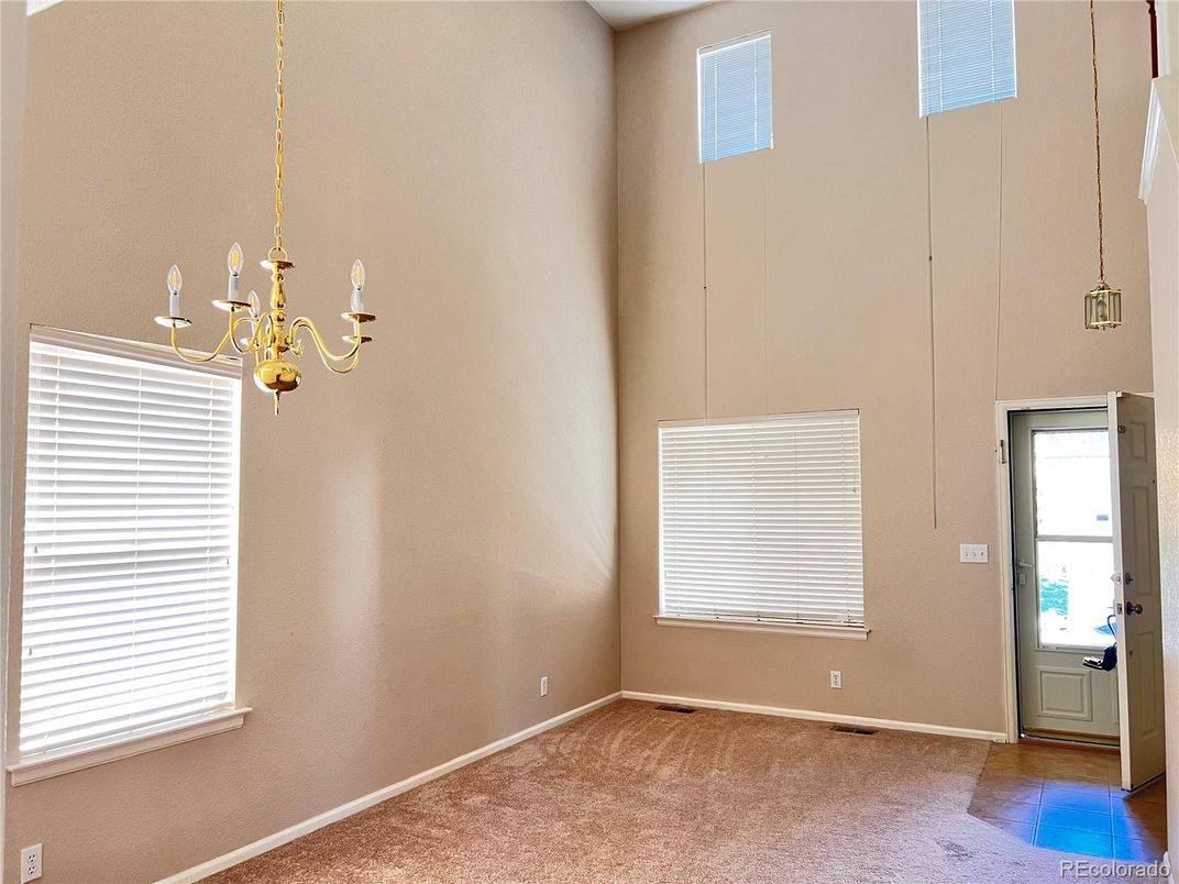 Chandelier, Empty room, Interior