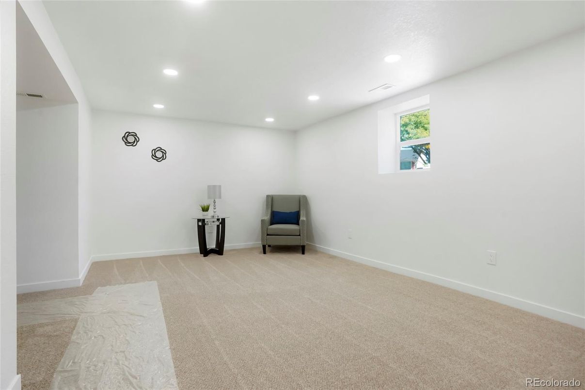 Interior, Recessed Lighting