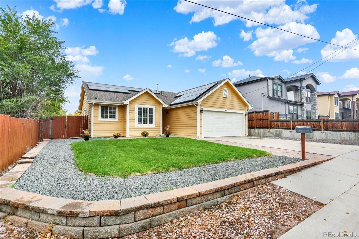 Attached, Exterior, Facade, Solar Panels, Ranch