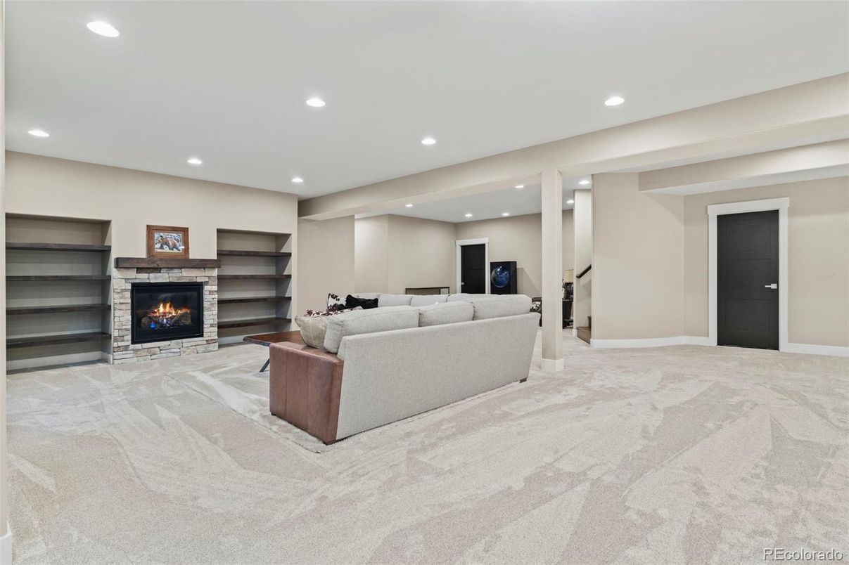 Fireplace, Interior, Living room, Recessed Lighting