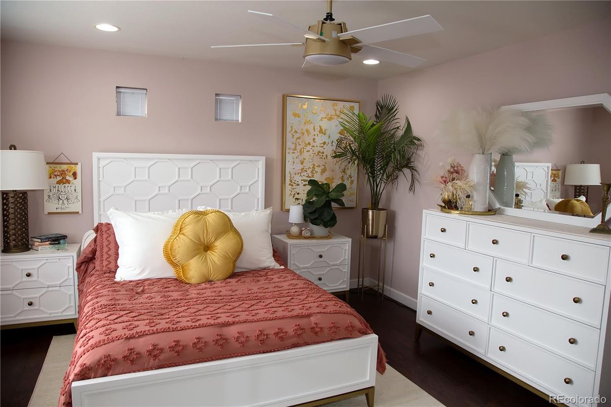 Bedroom, Interior, Recessed Lighting, Wood Texture Flooring