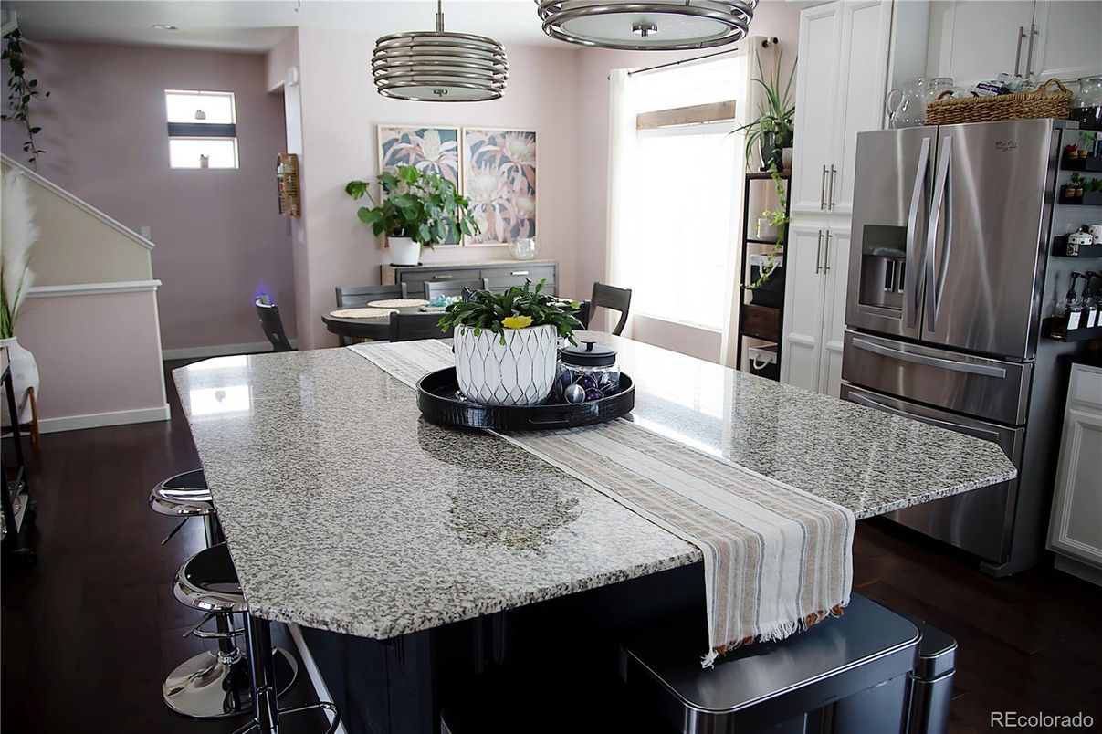 Dining room, Interior, Kitchen, Stainless Steel Appliances, Wood Texture Flooring