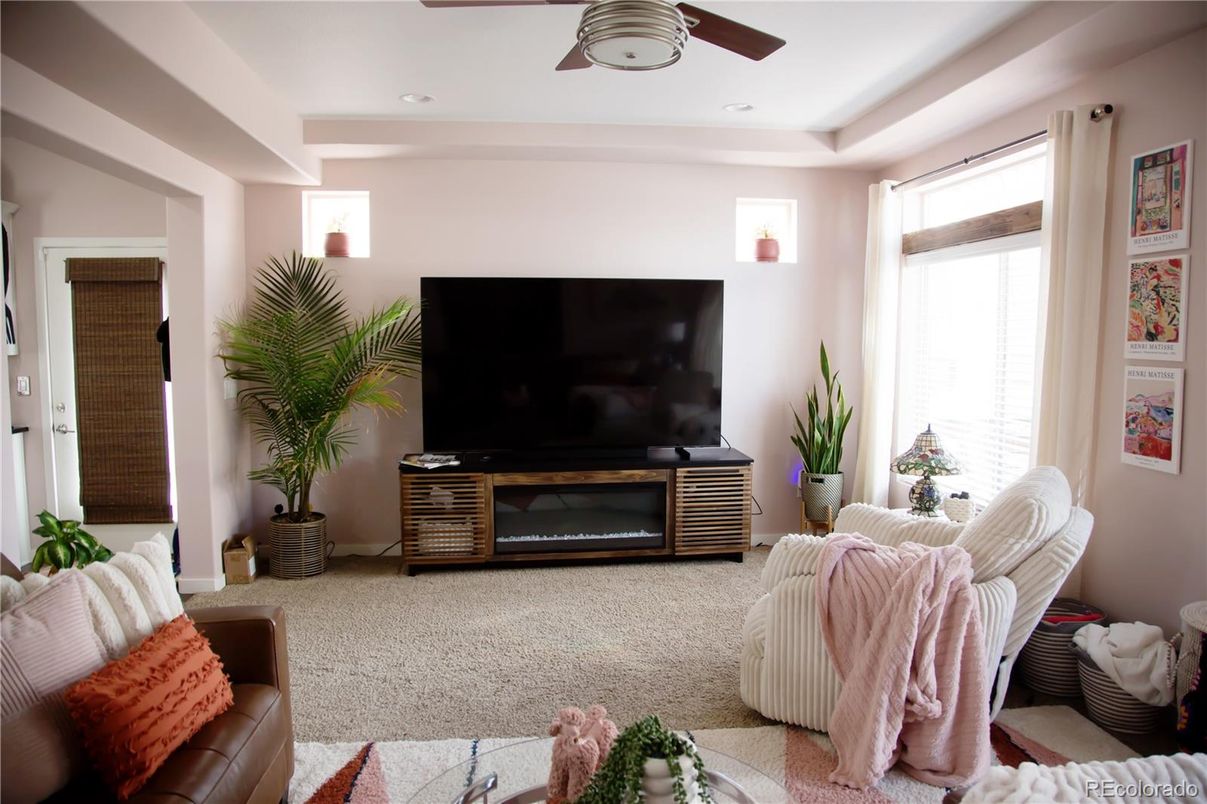 Interior, Living room, Recessed Lighting