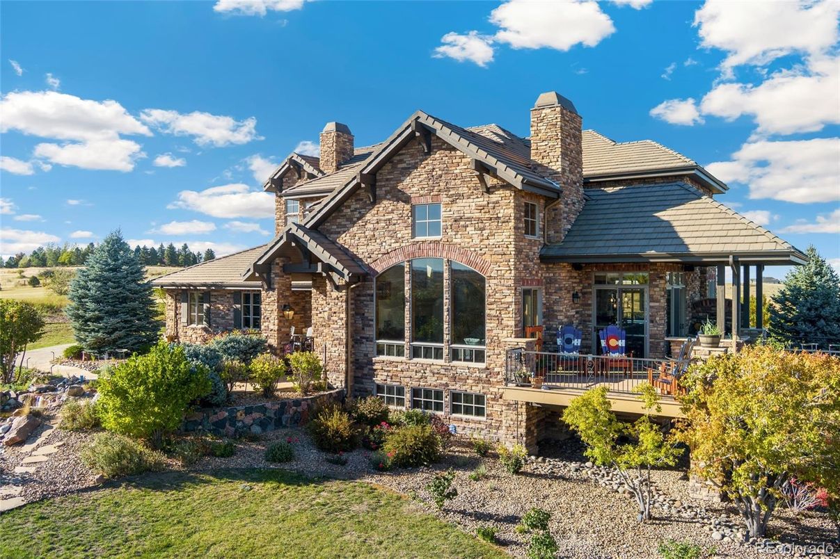 Exterior, Facade, Brick Facade, Brick Traditional