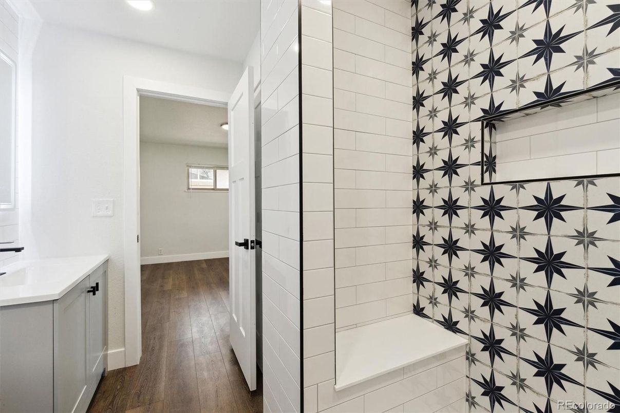 Bathroom, Interior, Recessed Lighting, Wood Texture Flooring