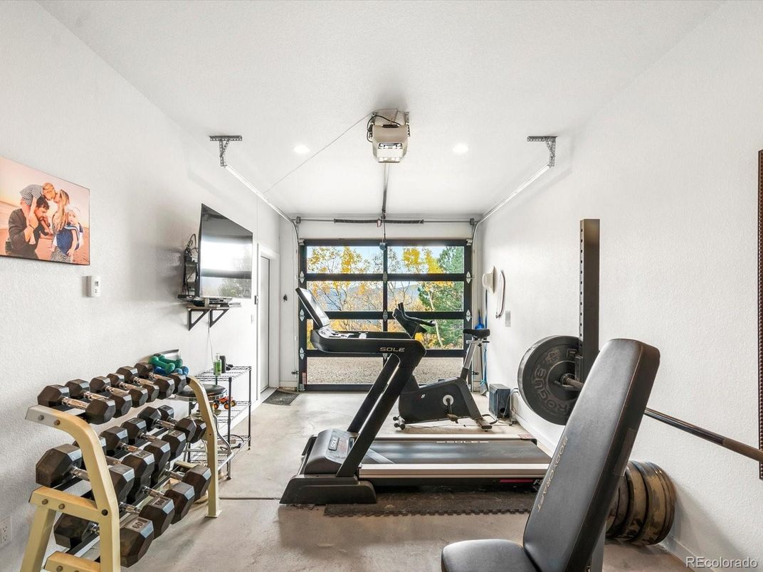 Fitness Equipment, Interior, Recessed Lighting