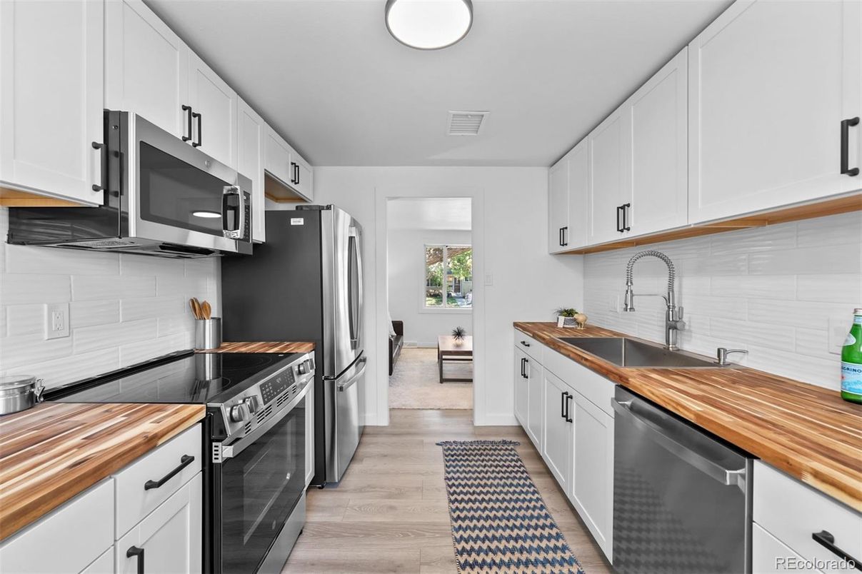 Interior, Kitchen, Stainless Steel Appliances, Wood Texture Flooring