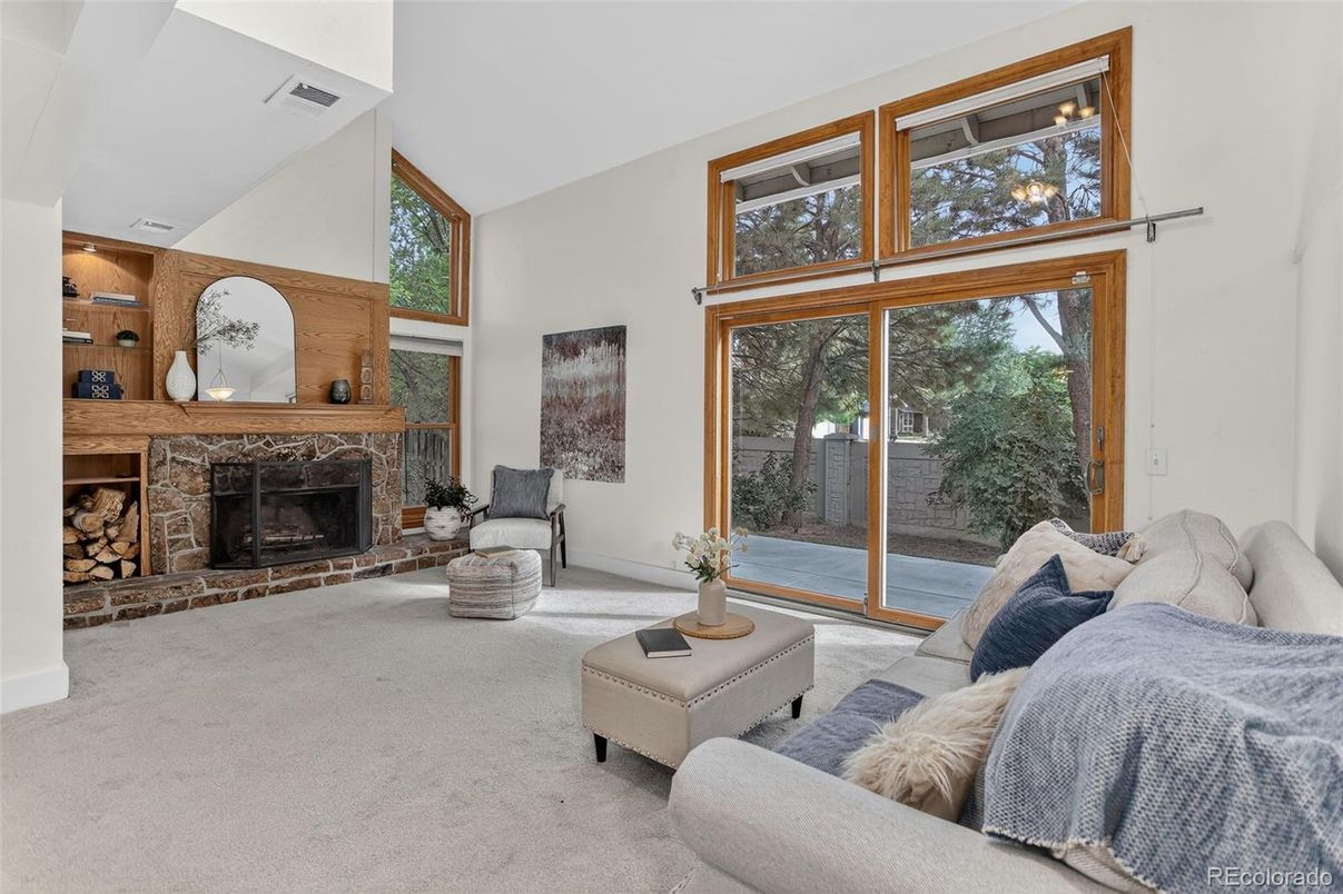 Fireplace, Interior, Living room