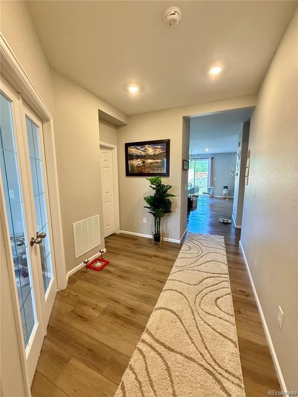 Interior, Recessed Lighting, Wood Texture Flooring