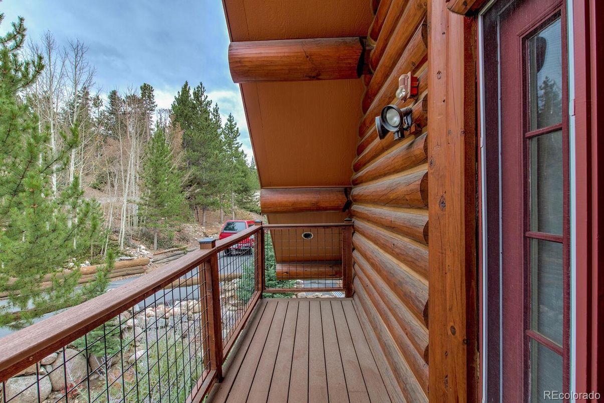 Exterior, Wood Texture Flooring