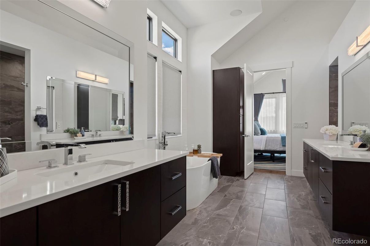 Bathroom, Dual Sink Vanities, Free Standing Baths, Interior