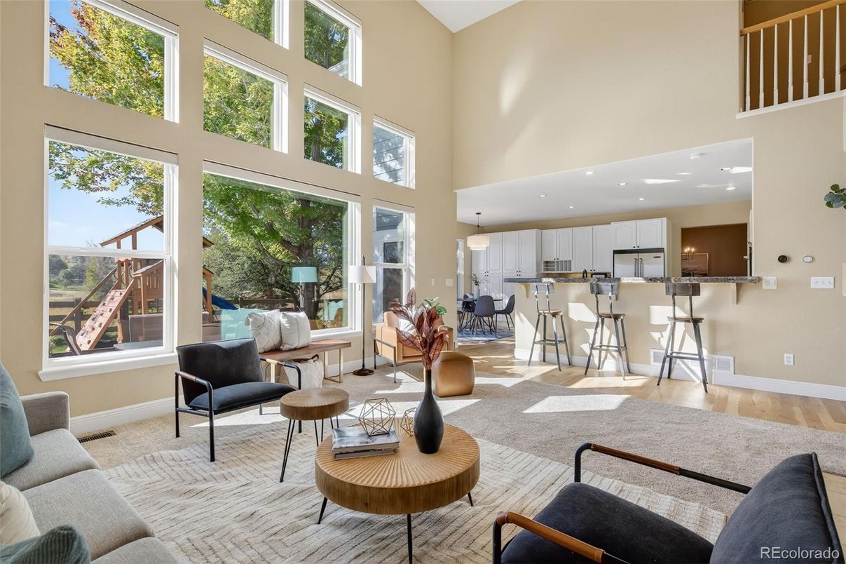 Dining room, Interior, Kitchen, Living room, Pendant Lights, Recessed Lighting, Wood Texture Flooring