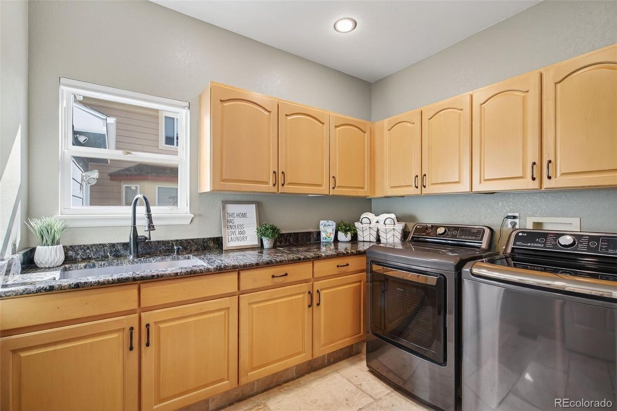 Interior, Recessed Lighting, Washer