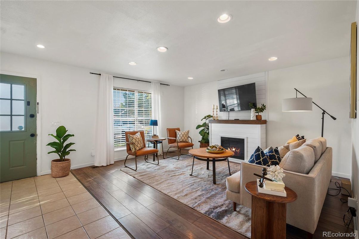 Fireplace, Interior, Living room, Recessed Lighting, Wood Texture Flooring