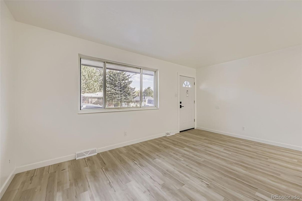 Empty room, Interior, Wood Texture Flooring