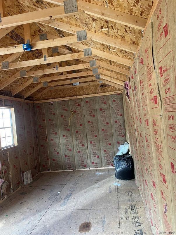 Empty room, Interior, Wooden Beams, Wooden Ceilings, Wooden Walls