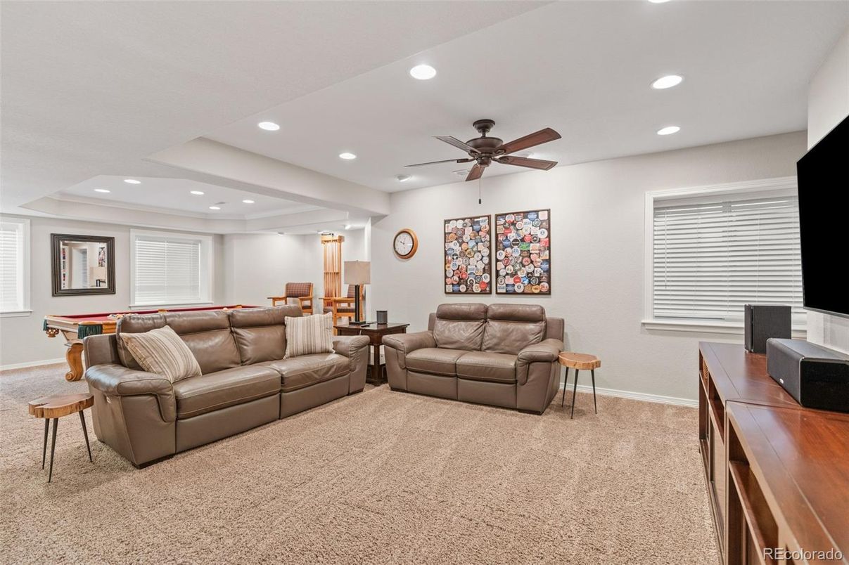 Billiard Table, Game Room, Interior, Living room, Recessed Lighting