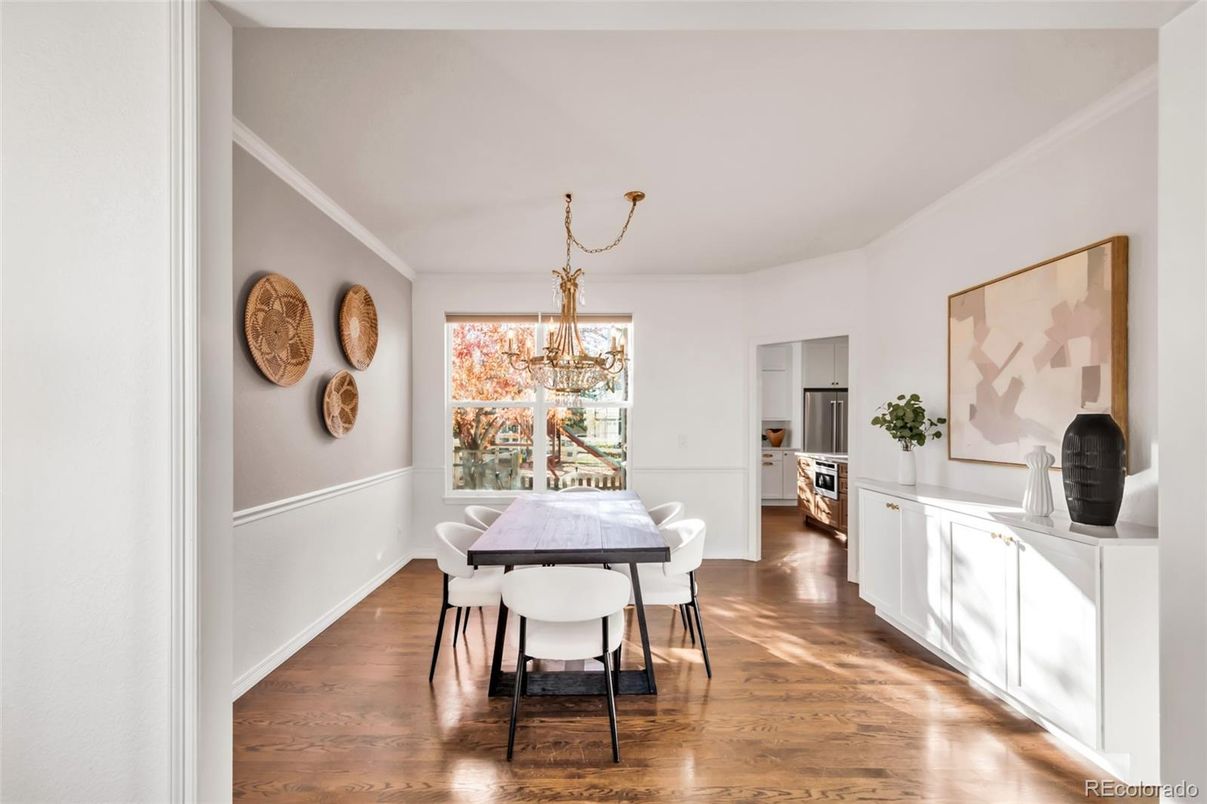 Chandelier, Dining room, Interior, Wood Texture Flooring