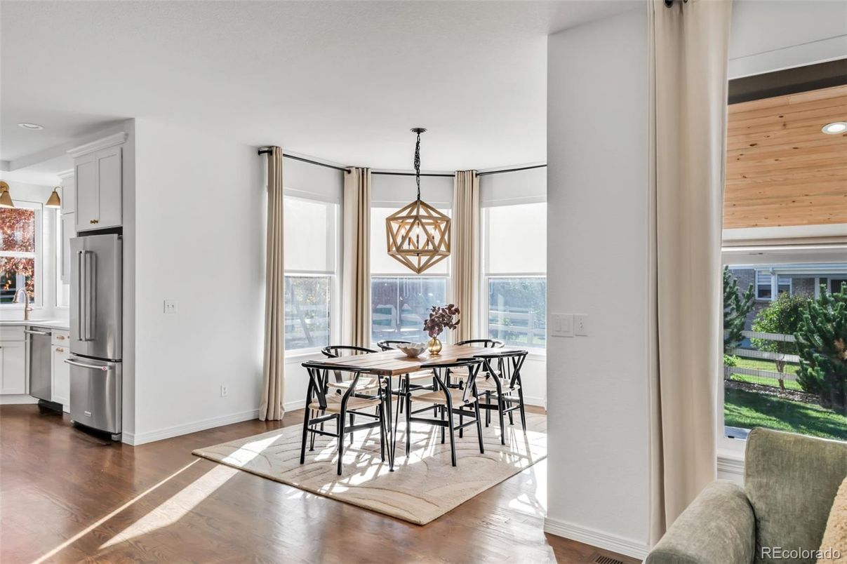 Dining room, Interior, Kitchen, Pendant Lights, Recessed Lighting, Wood Texture Flooring