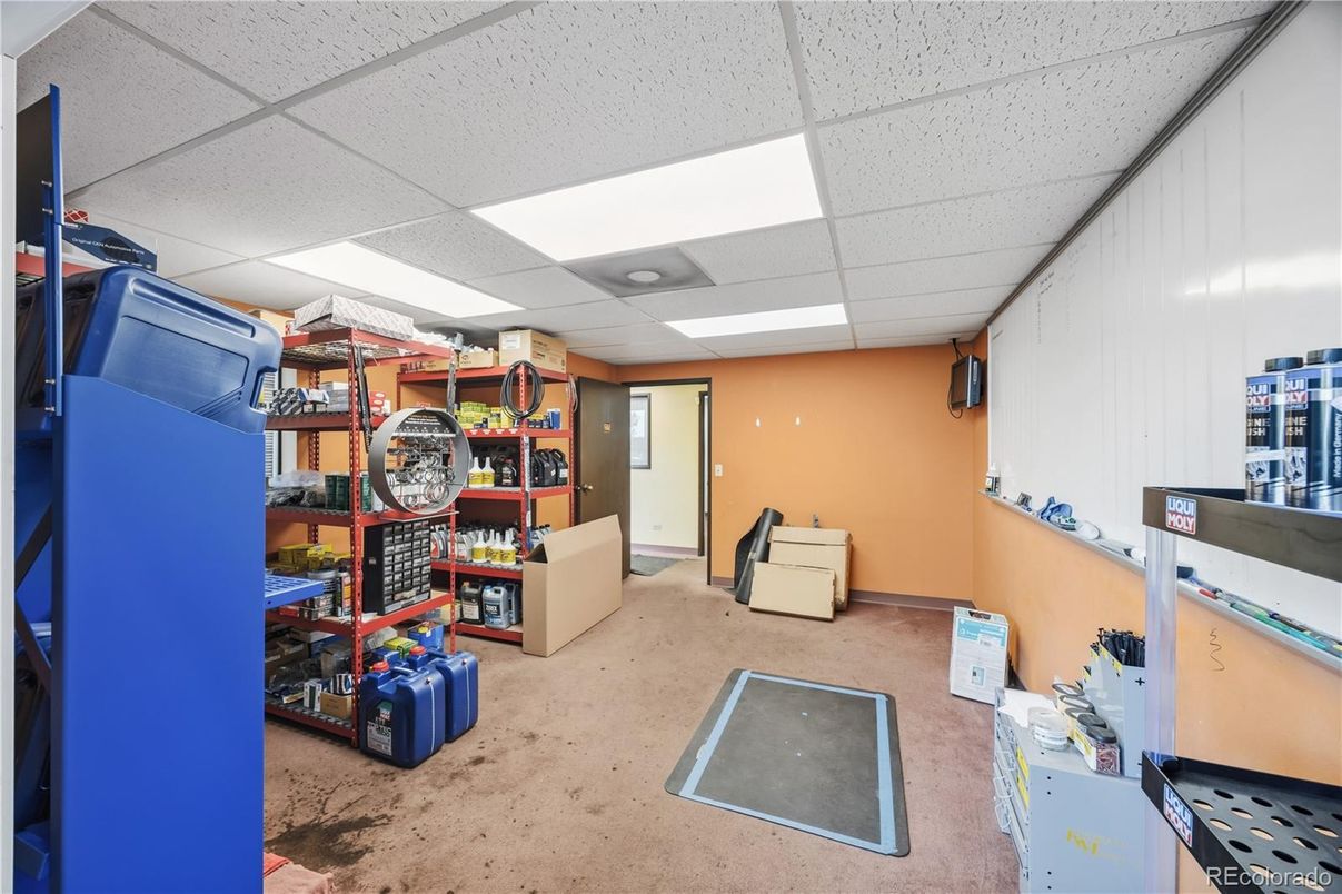 Interior, Recessed Lighting