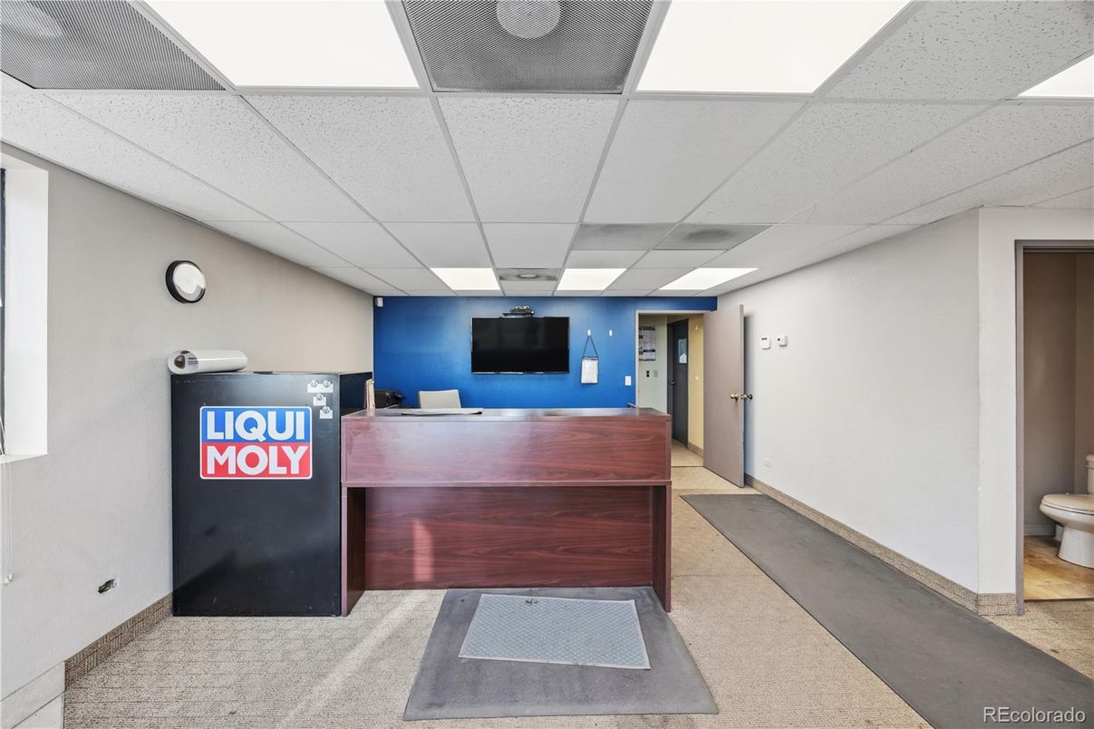 Interior, Recessed Lighting