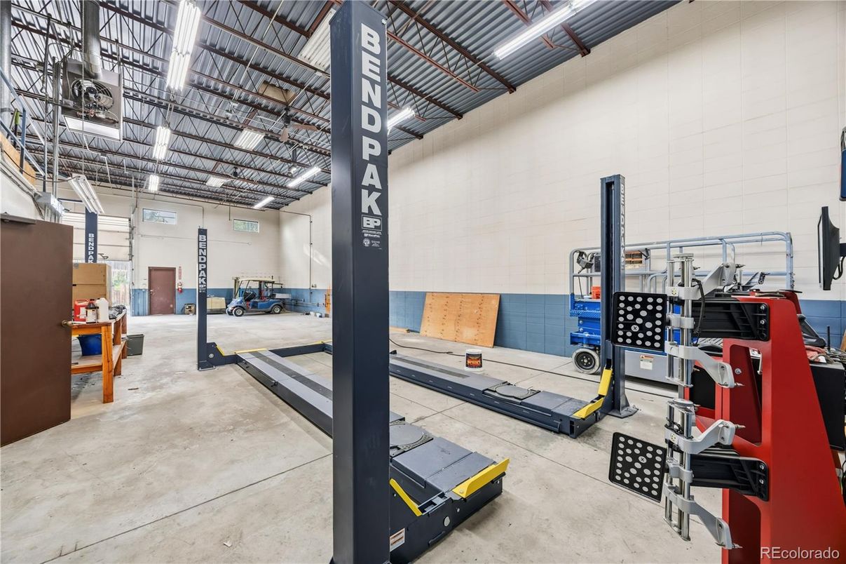 Fitness Equipment, Interior