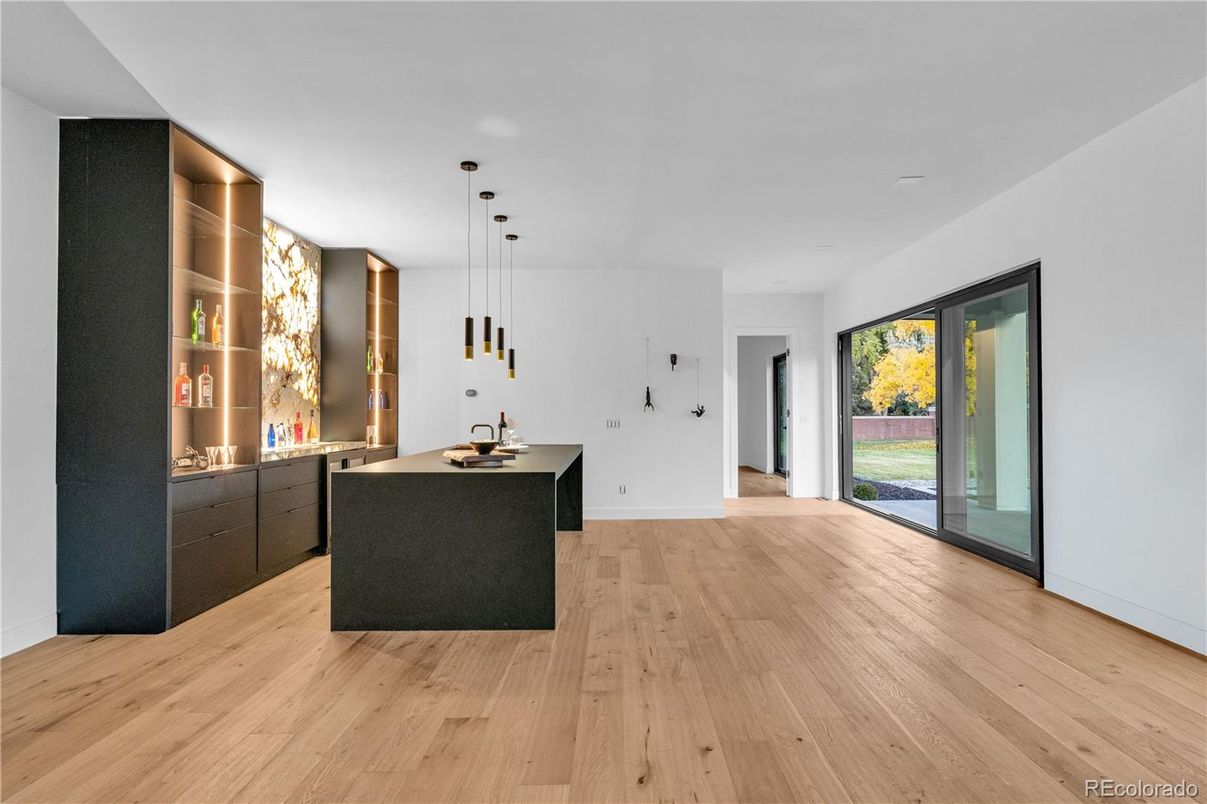Interior, Pendant Lights, Recessed Lighting, Wood Texture Flooring