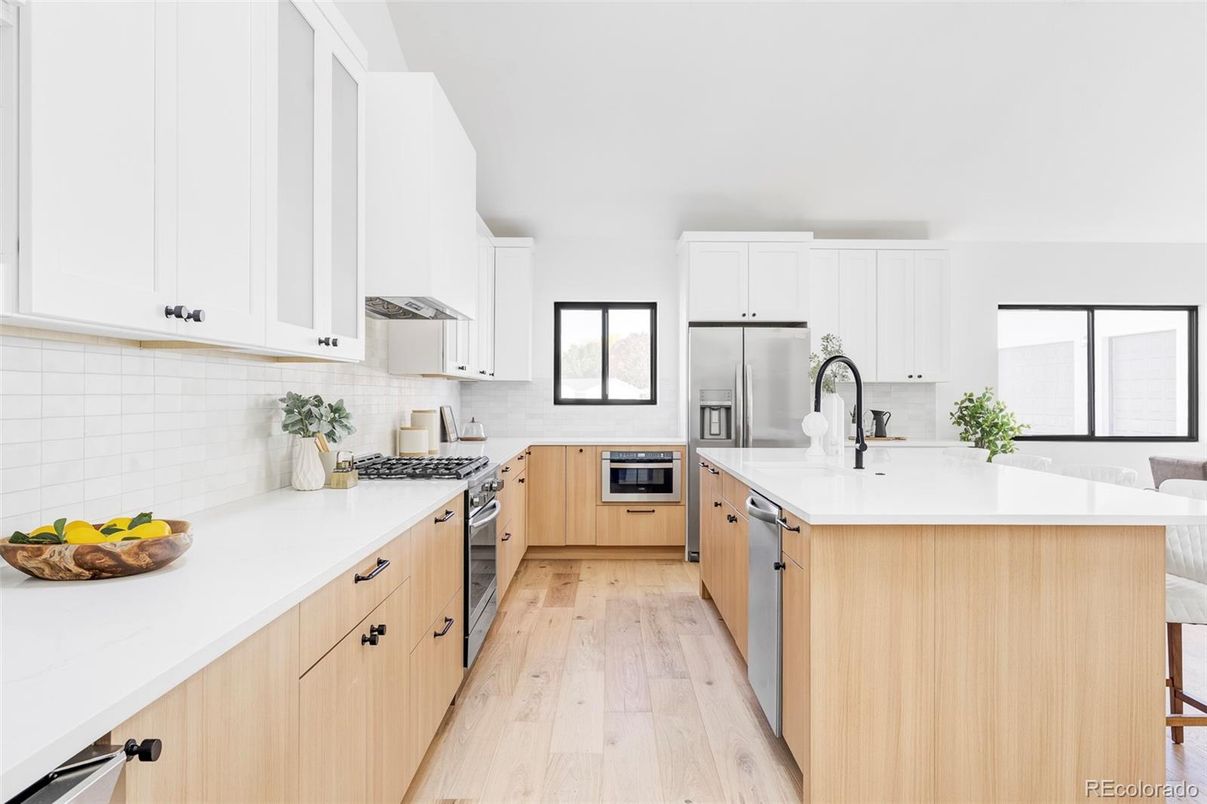 Interior, Kitchen, Stainless Steel Appliances, Wood Texture Flooring